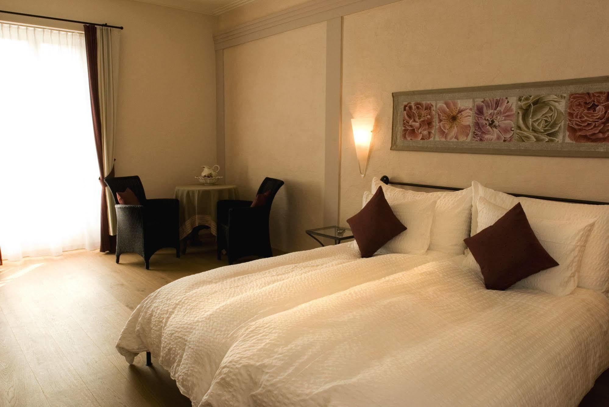 Romantik Hotel Landhaus Liebefeld Koniz Εξωτερικό φωτογραφία